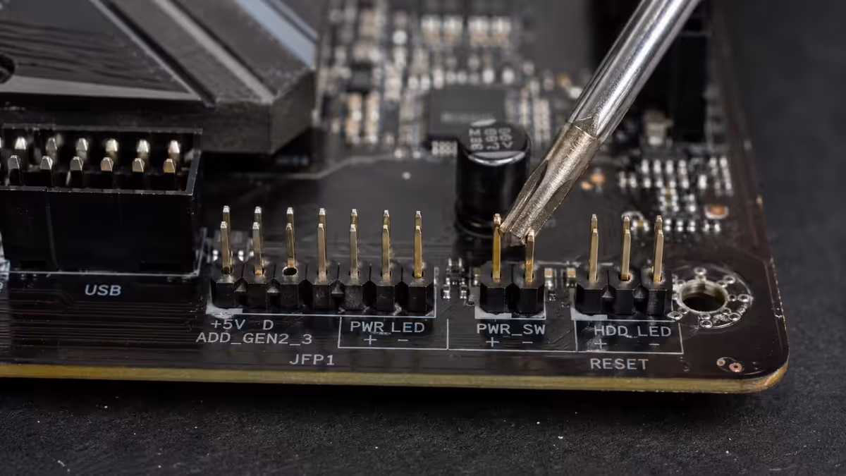 Screwdriver bridge-test the PWR_SW pins