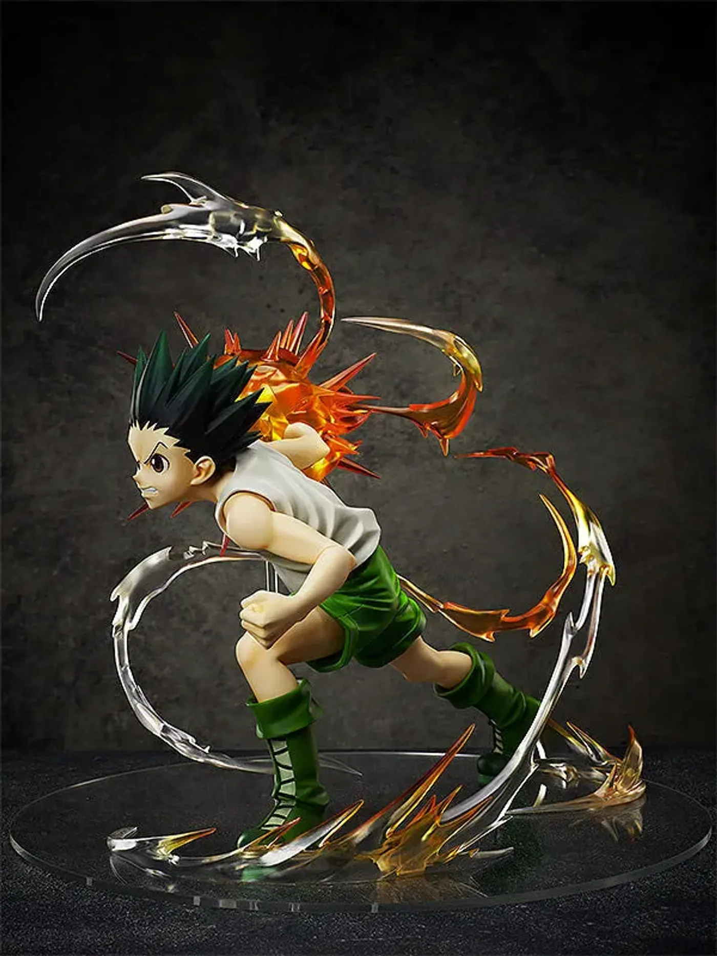 Detailed close-up of the 40cm Gon Freecss collectible figure
