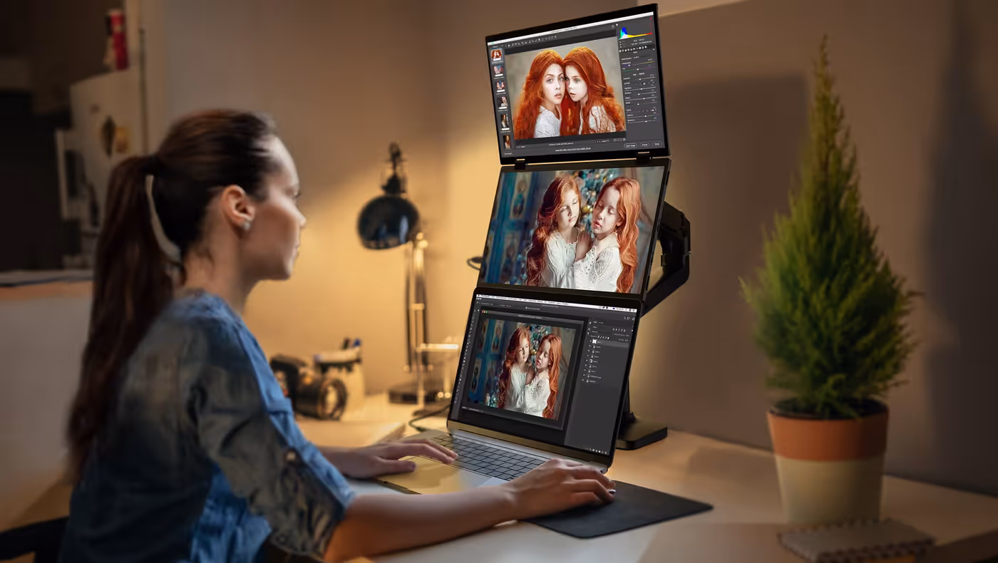 UStation Δ / Delta - Folding Monitor Dual Portable Display Bult-in Stand VESA