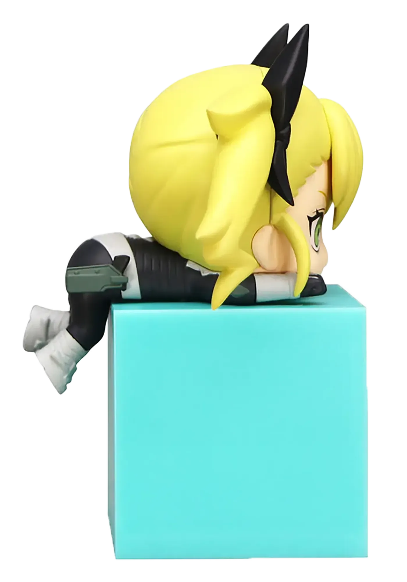 Kikoru Shinomiya chibi figure shown with its display base