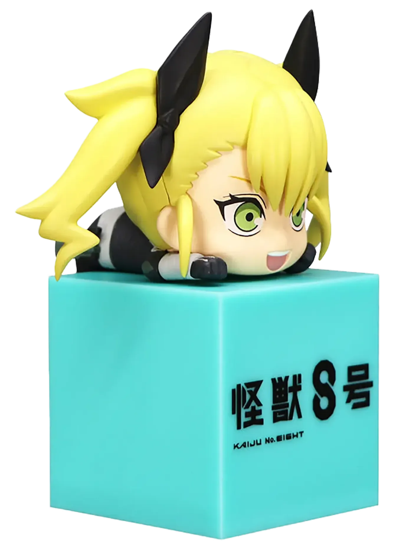Kikoru Shinomiya chibi figure shown from several angles for display
