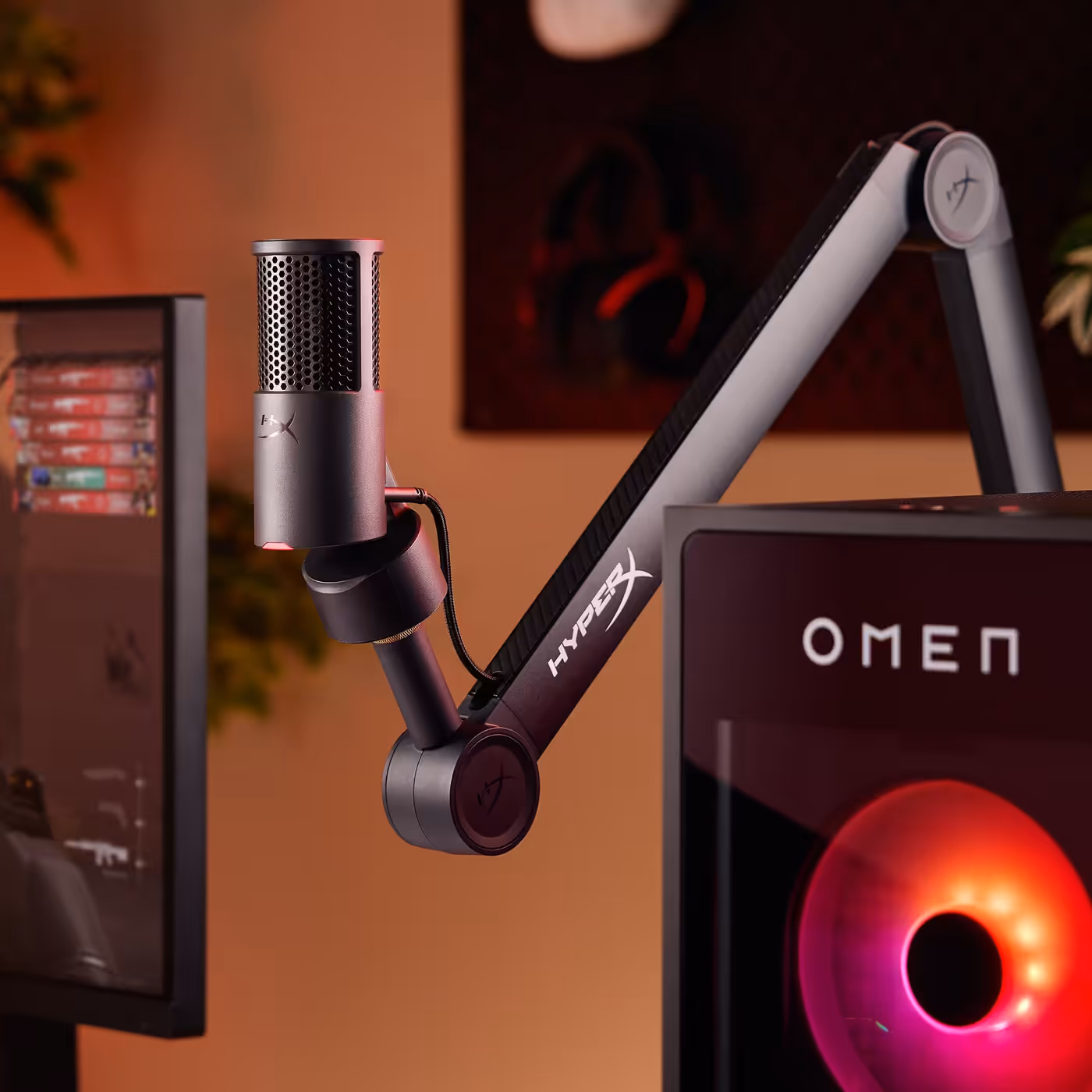 Microphone on a weighted stand with optional arm mounting threads
