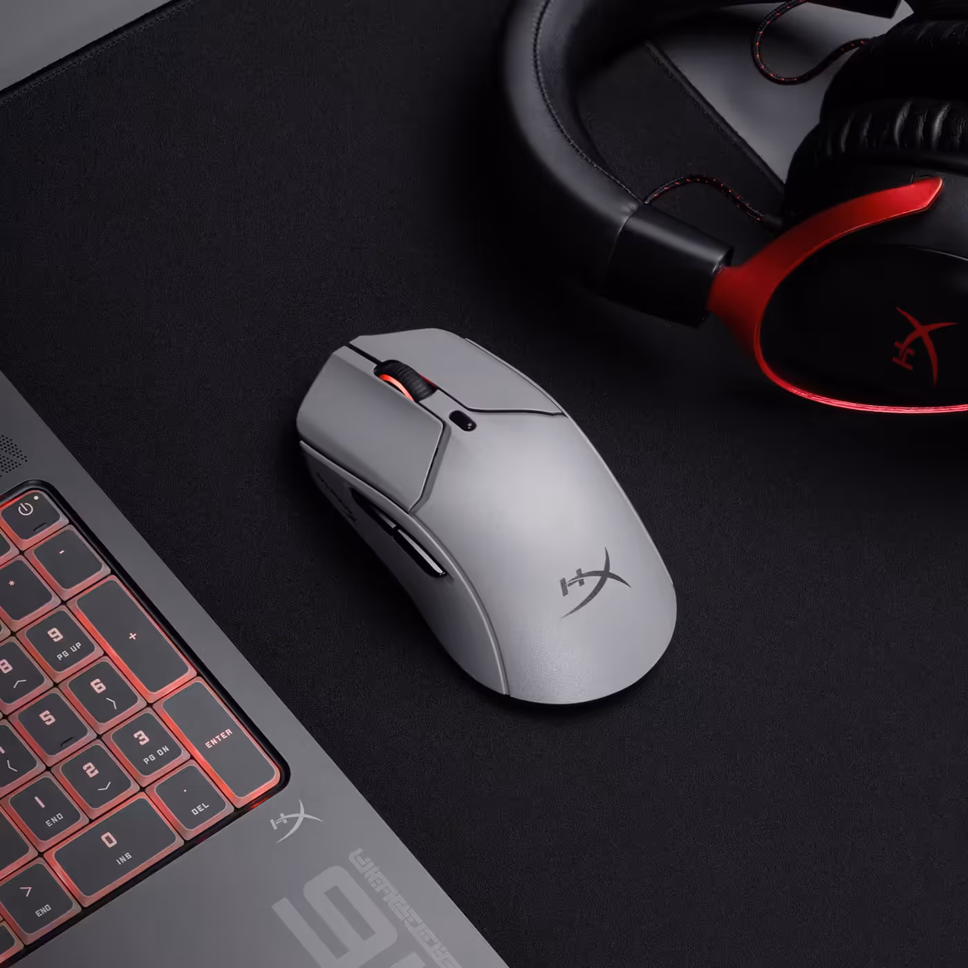 Instant Pair functionality connecting the mouse to OMEN gaming laptops
