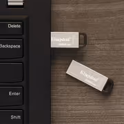 kingston-datatraveler-kyson-512gb-flash-drive-1500px-v0005.avif