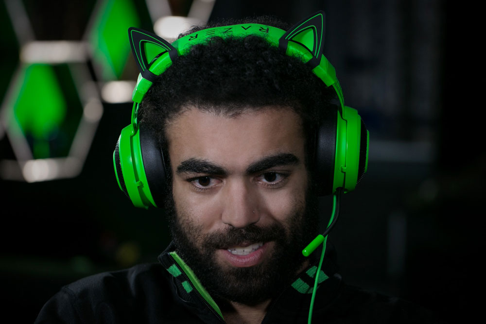 kitty-ears-for-razer-kraken-green-gaming-headset-1000px-v1-0002.jpg