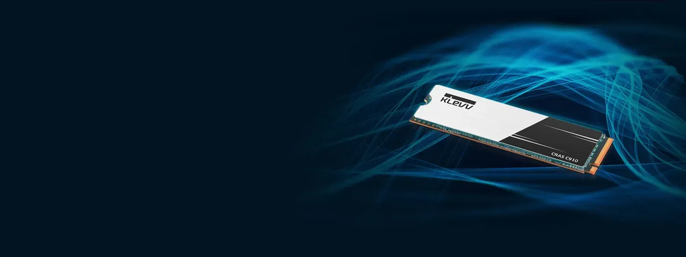 KLEVV CRAS C910 4TB NVMe SSD pictured with the heatsink attached