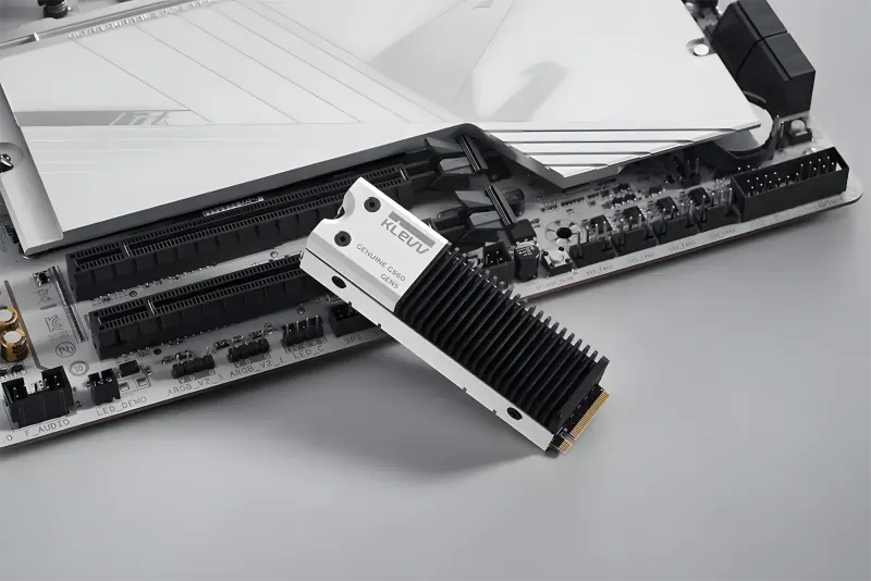 klevv-genuine-g560-2tb-gen5x4-nvme-ssd-2000px-v1-0011.webp klevv-genuine-g560-2tb-gen5x4-nvme-ssd-2000px-v1-0011.webp