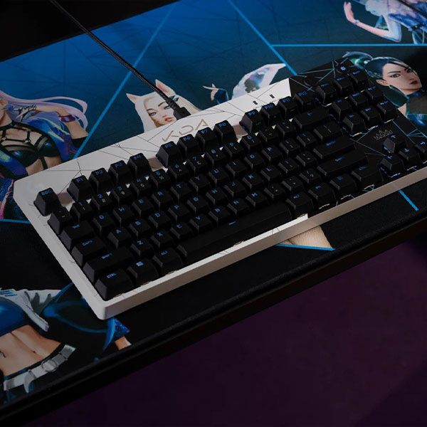 Logitech K/DA G Pro Mechanical Gaming store Keyboard