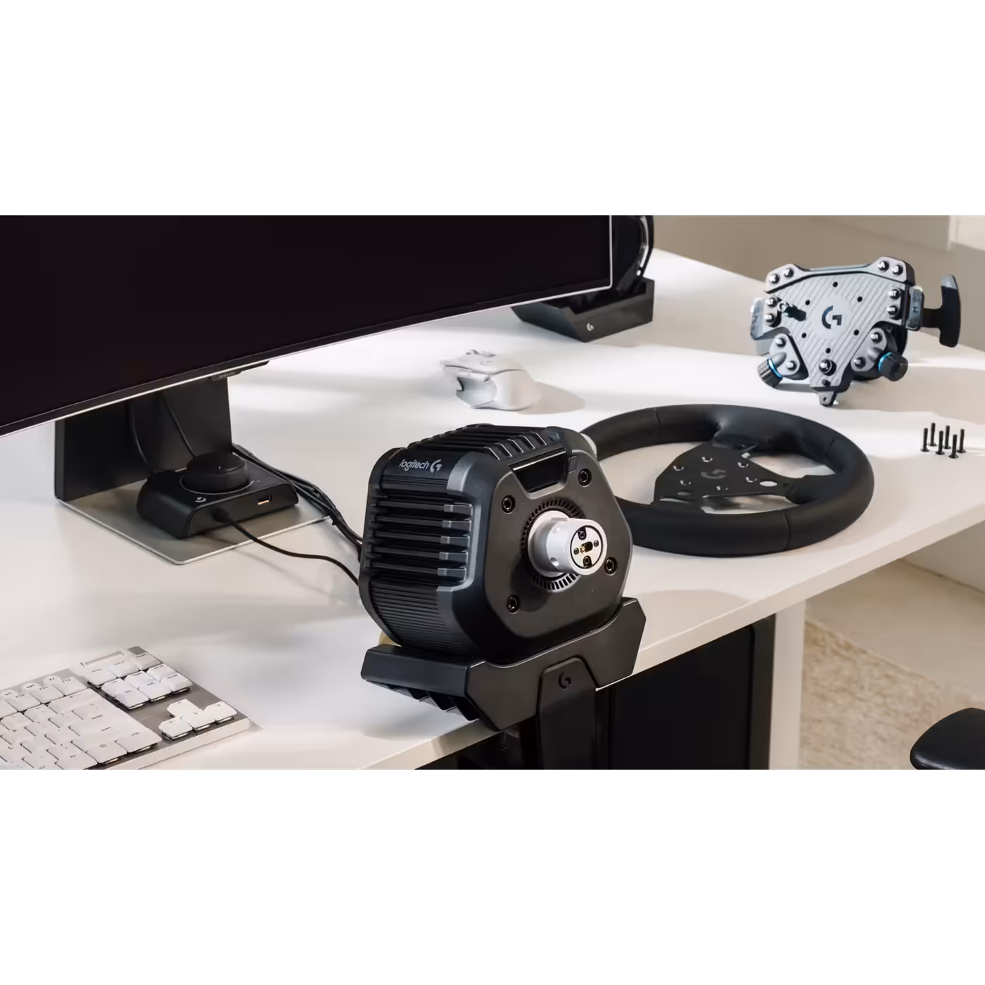 RS50 base set up on a desk