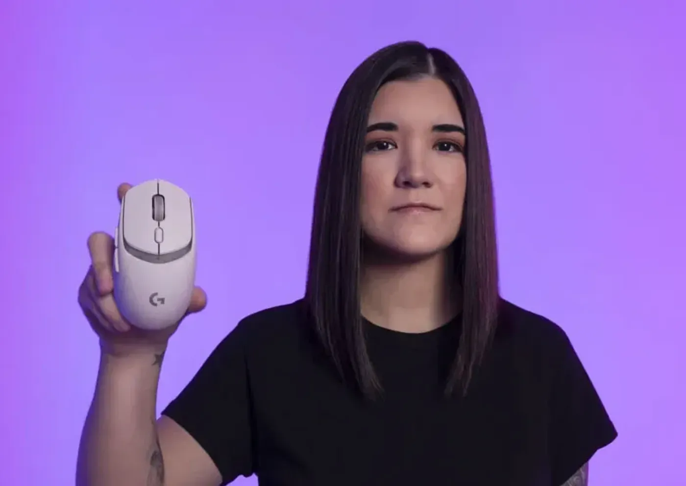 Anne Munition using the Logitech G309 gaming mouse