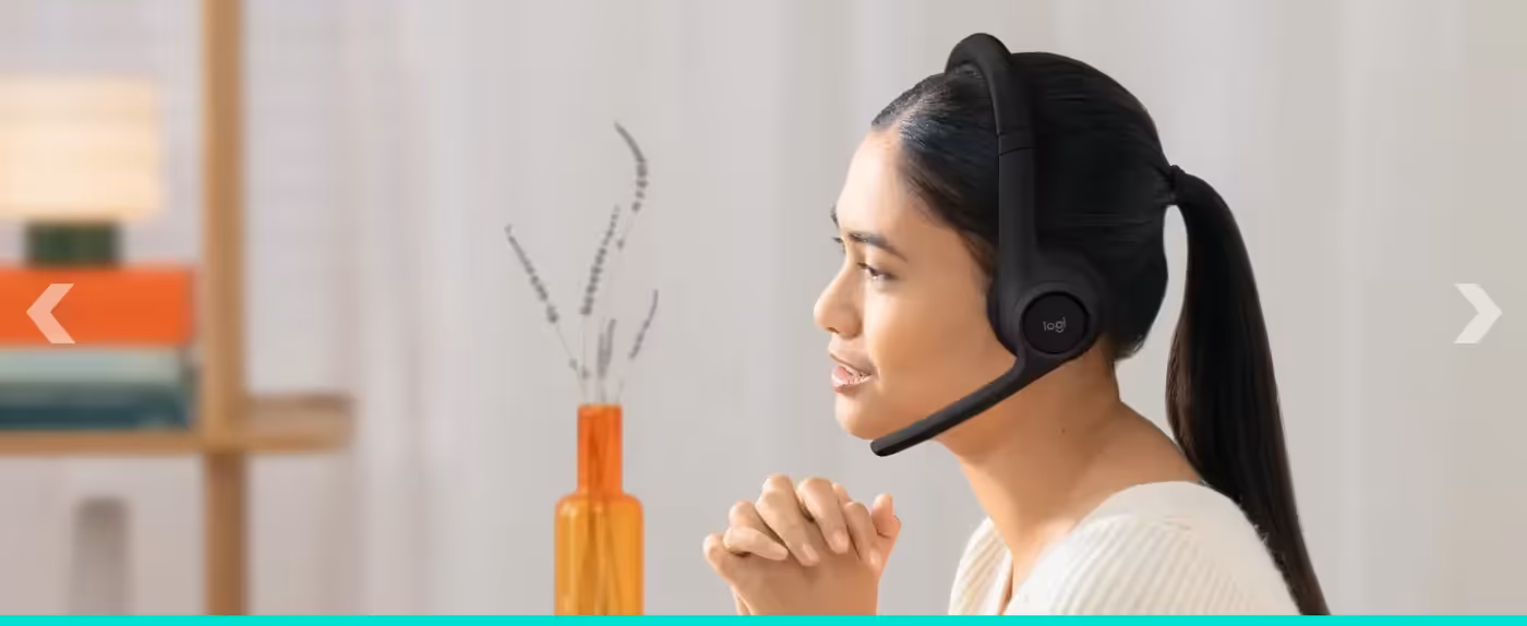 Logitech K250 Keyboard and Headset for Video Calls