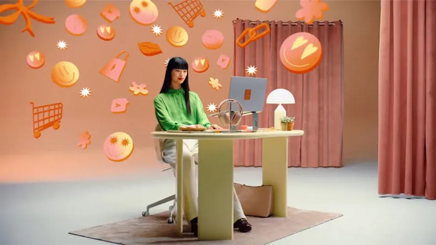 Matching desk aesthetic with complementary color options