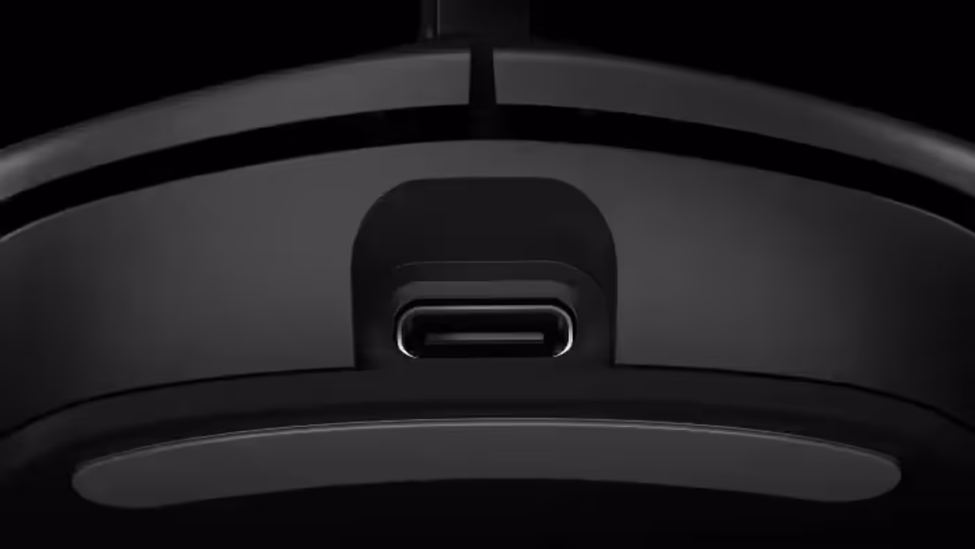 USB-C charging port on the Logitech G PRO 2 LIGHTSPEED wireless gaming mouse