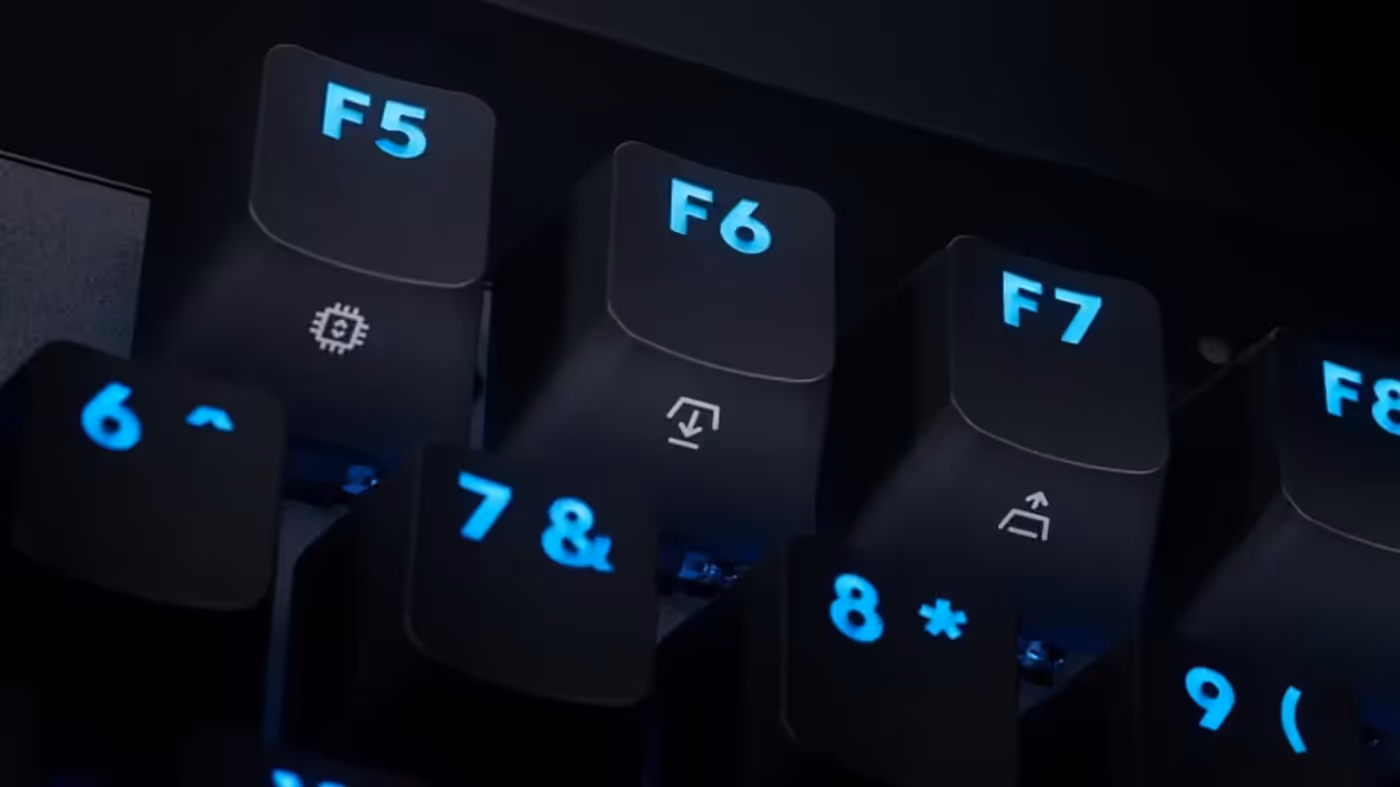 Adjustable actuation point being demonstrated on the Logitech PRO X TKL RAPID keyboard