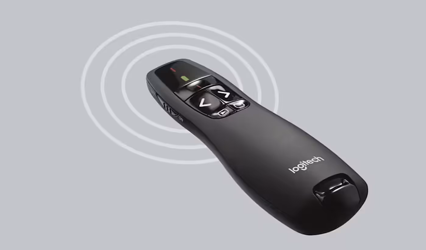Move freely presenter showing operating range and battery indicator