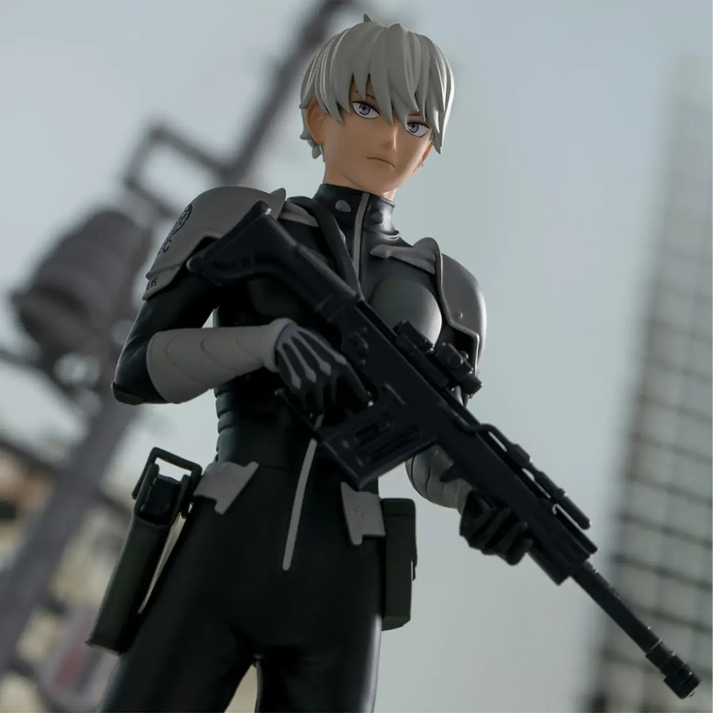 Close-up of the assault rifle held by the Luminasta Reno Ichikawa figure