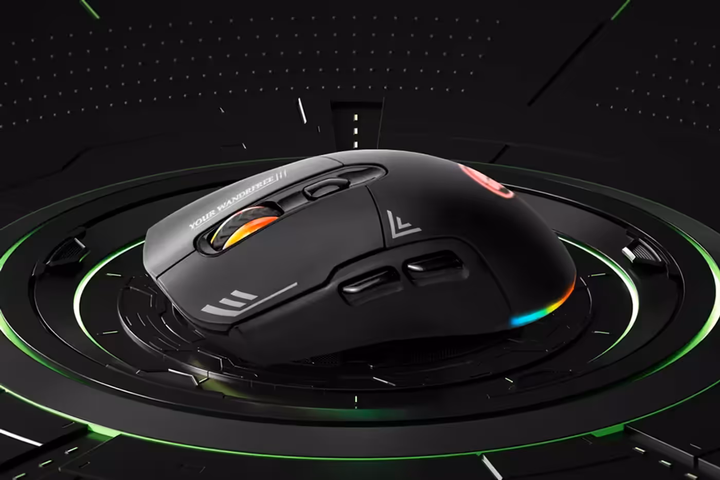 Duke 20 gaming mouse demonstrating robust build quality