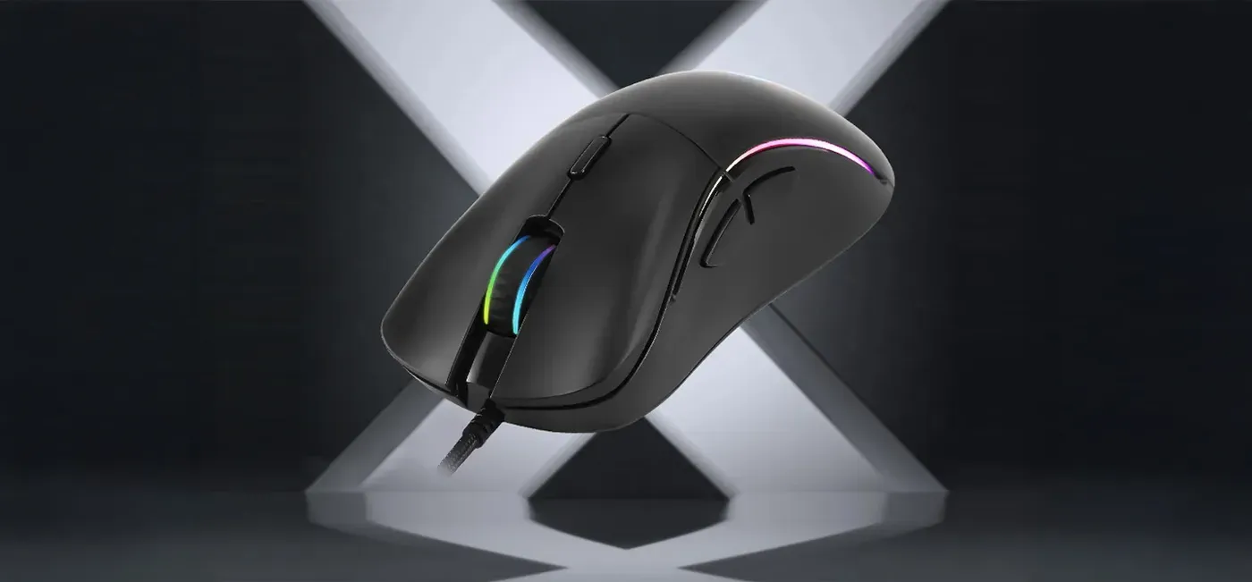 MARVO Capo 30 M528 wired gaming mouse shown from the front with RGB lighting