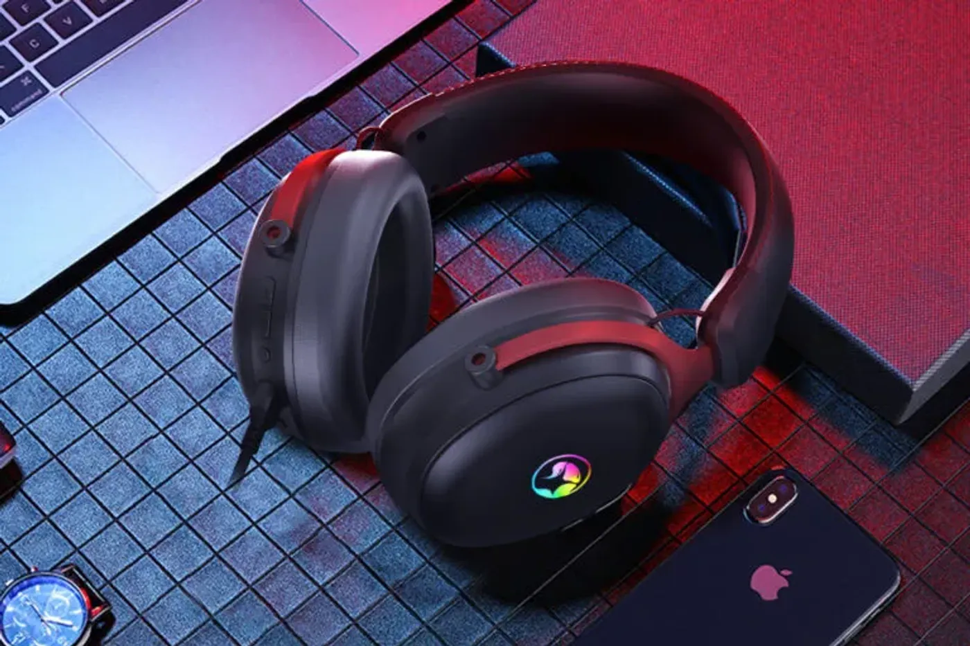 Connectivity options showing wired, Bluetooth, and 2.4G wireless modes for the Tactic X Pro