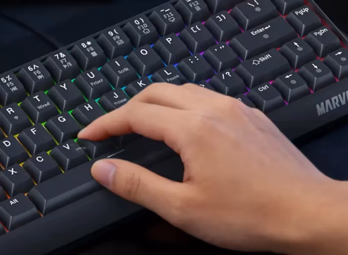 SABER 65W keyboard highlighting precision keystroke registration and anti-ghosting technology