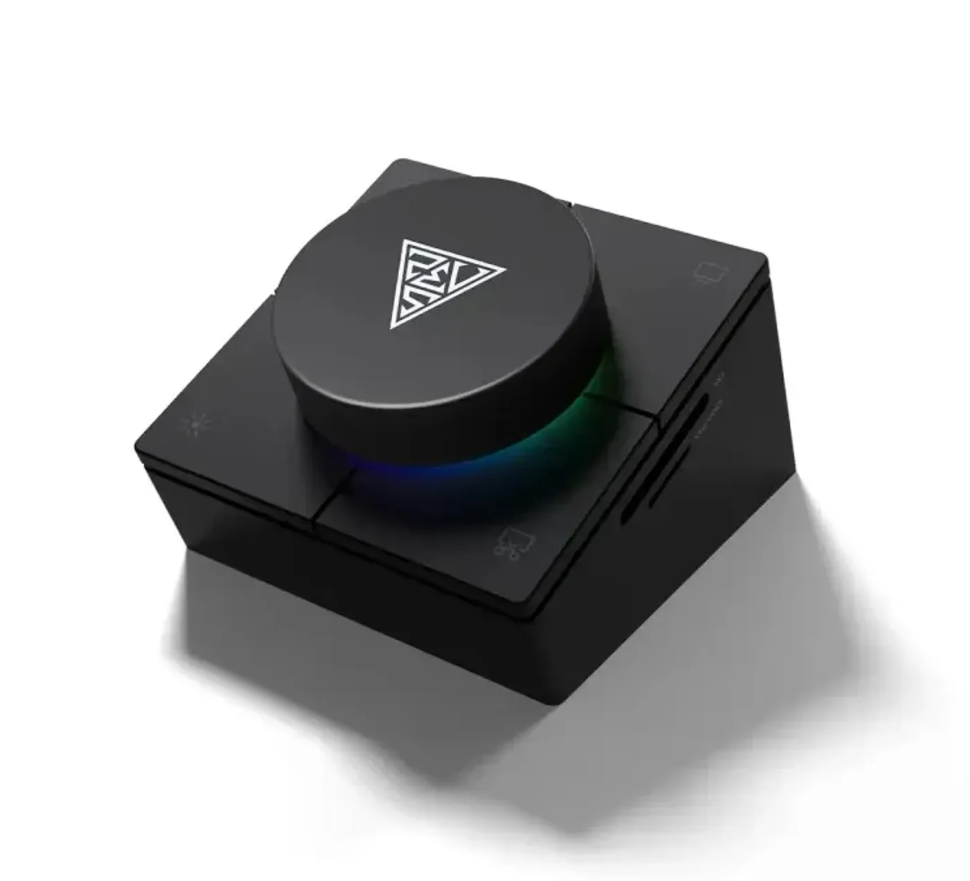 MERCURY P1-1500 desktop expansion hub featuring 15-in-1 connectivity and RGB lighting