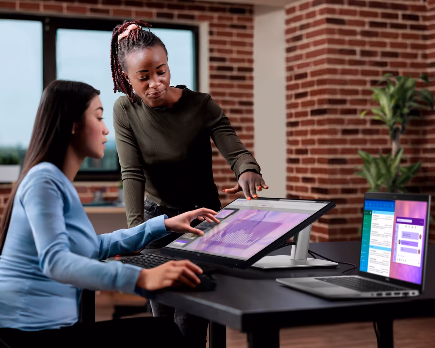 Edge-to-edge 10-point touch display for gesture navigation and document annotation