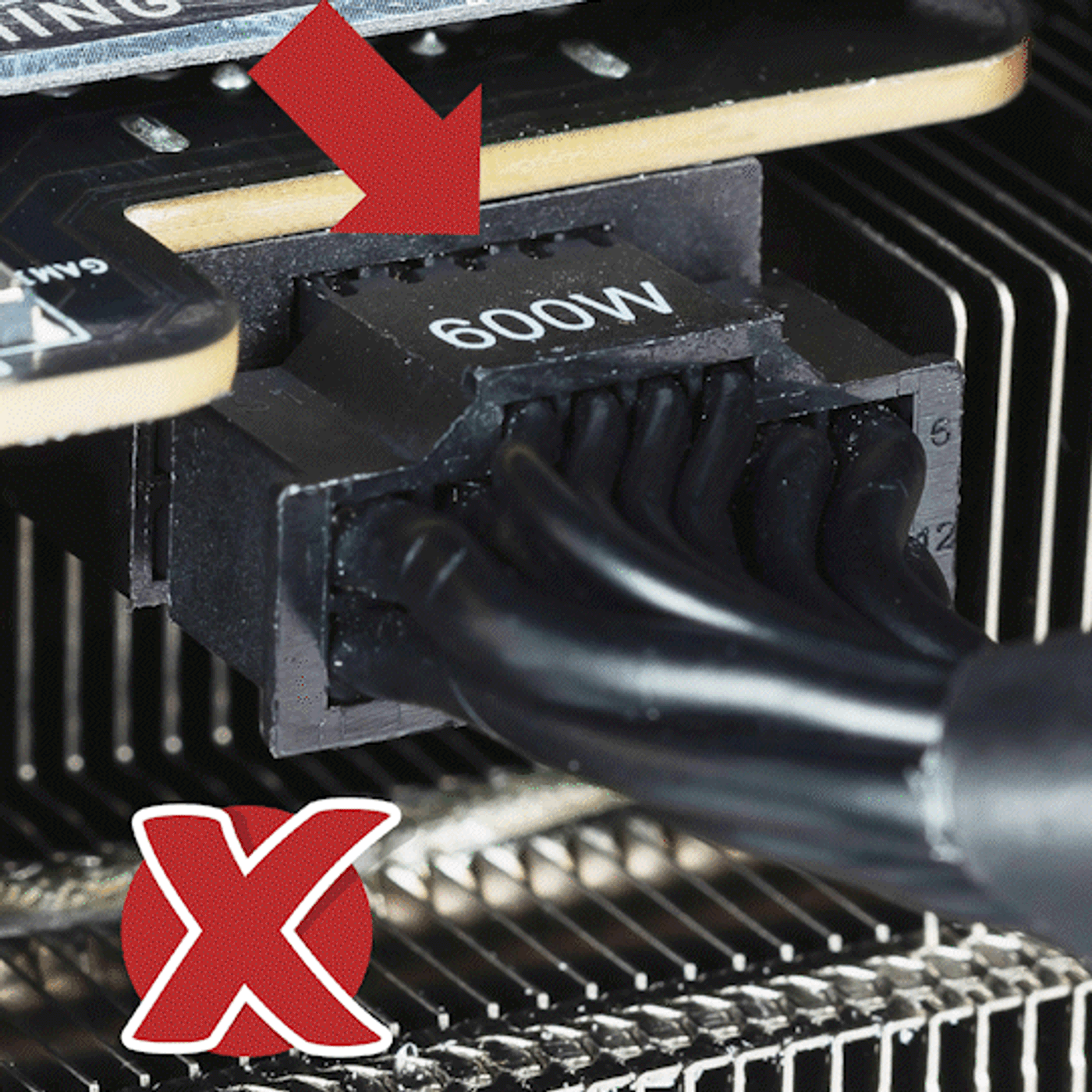Animation showing the 16-pin cable fully seated at the GPU end