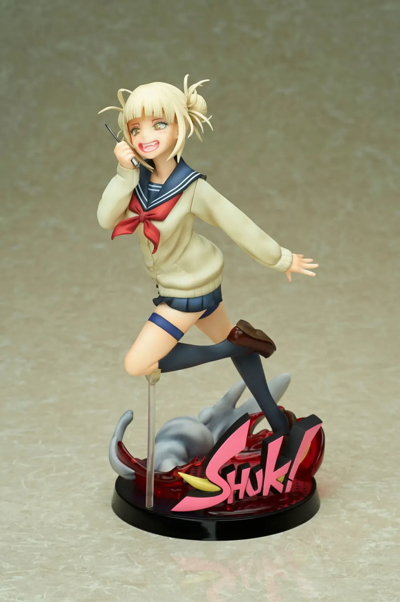 Back view of the Himiko Toga figure showing its intricate detailing