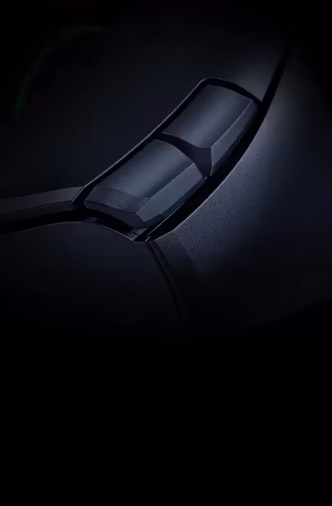 Razer Naga V3 Pro gaming mouse banner quote from the Guild Wars 2 Team highlighting versatility and Hypershift control.