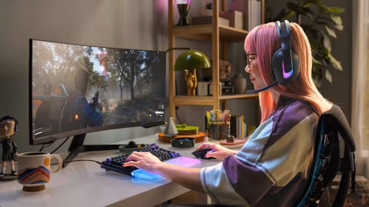 Gamer using the keyboard for high-speed 8K polling gaming sessions