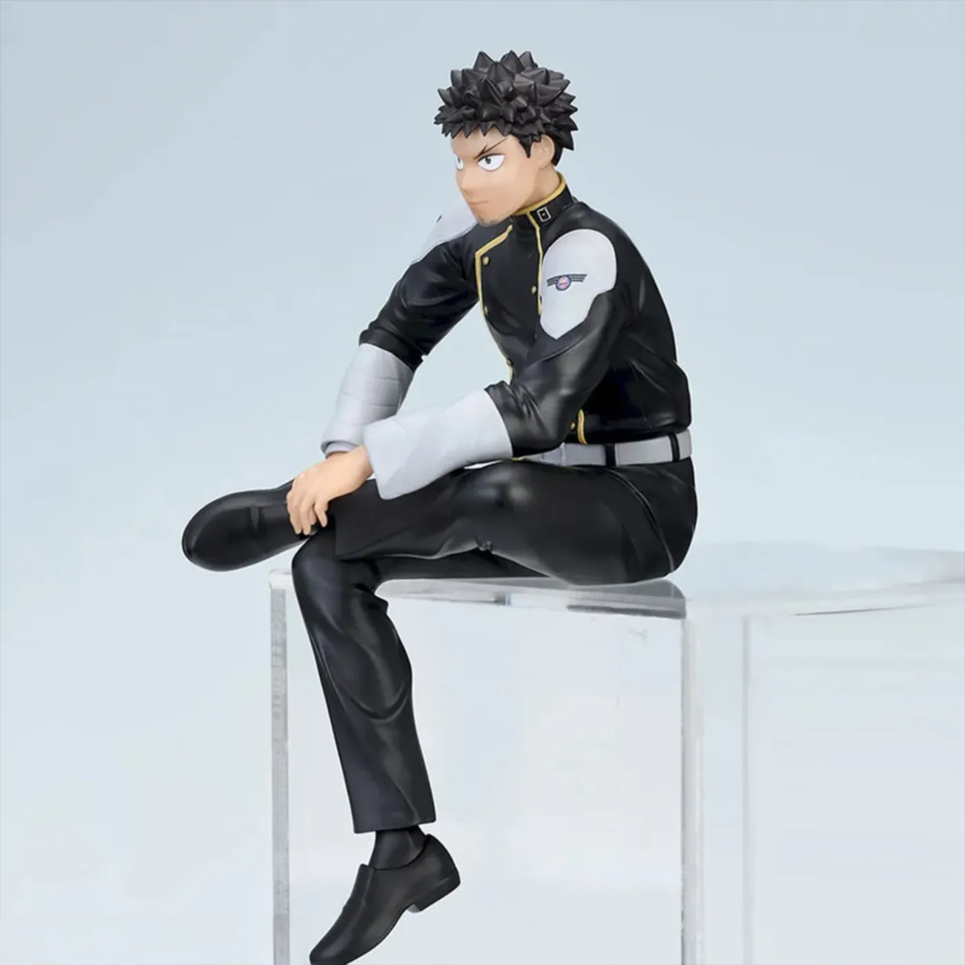 Side view of the SEGA PM Perching Figure of Kafka Hibino from Kaiju No. 8
