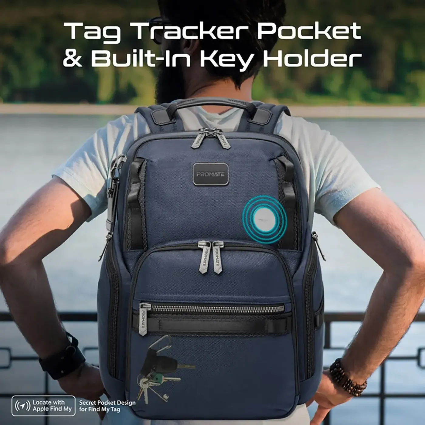 Interior organisation of the Promate Oracle backpack with key holder