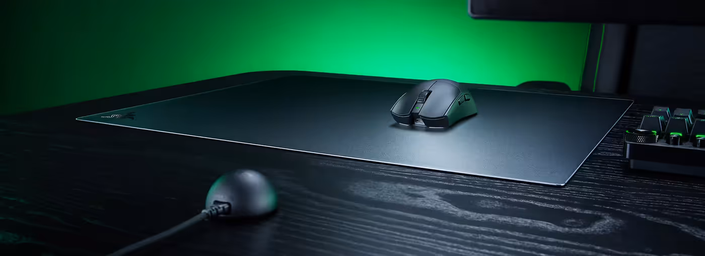 Razer Atlas Pro glass gaming mouse mat with 1.9mm ultra-thin profile