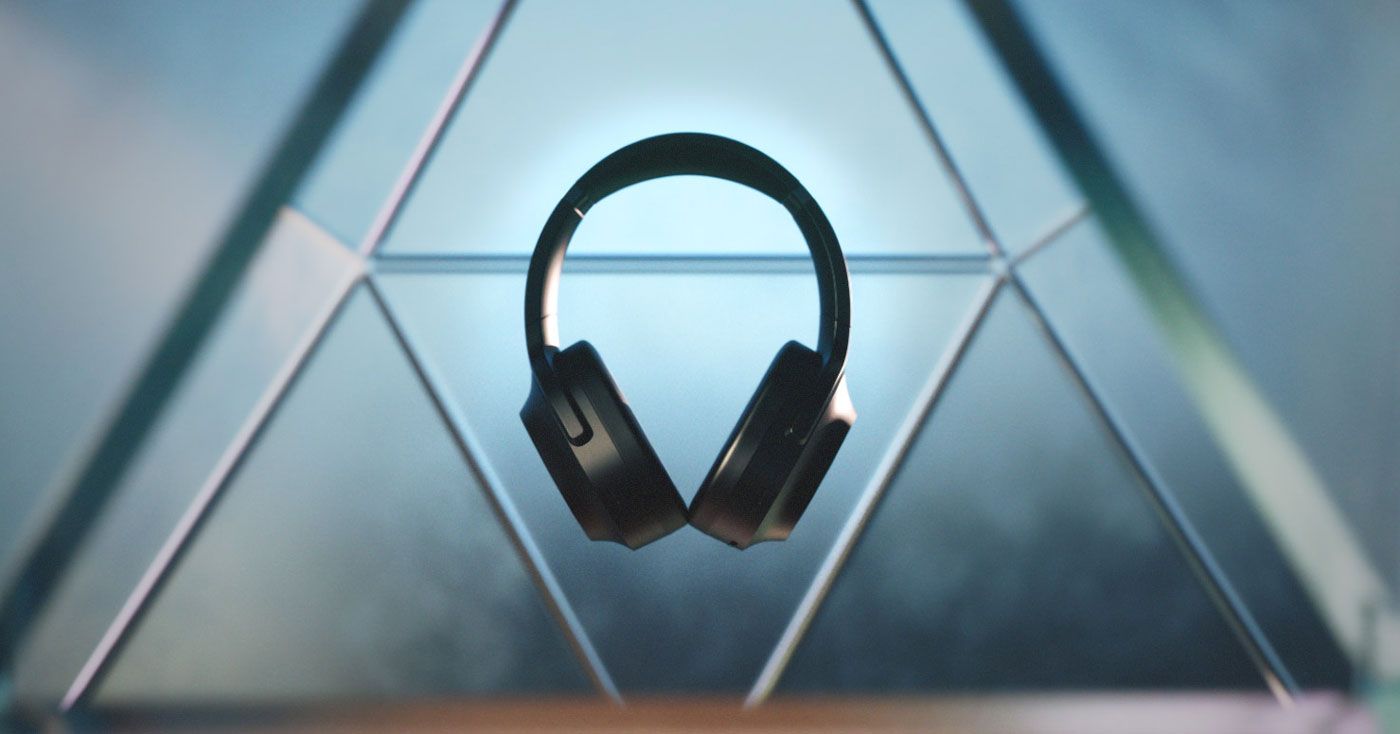 Razer Barracuda Pro featuring hybrid active noise cancellation technology