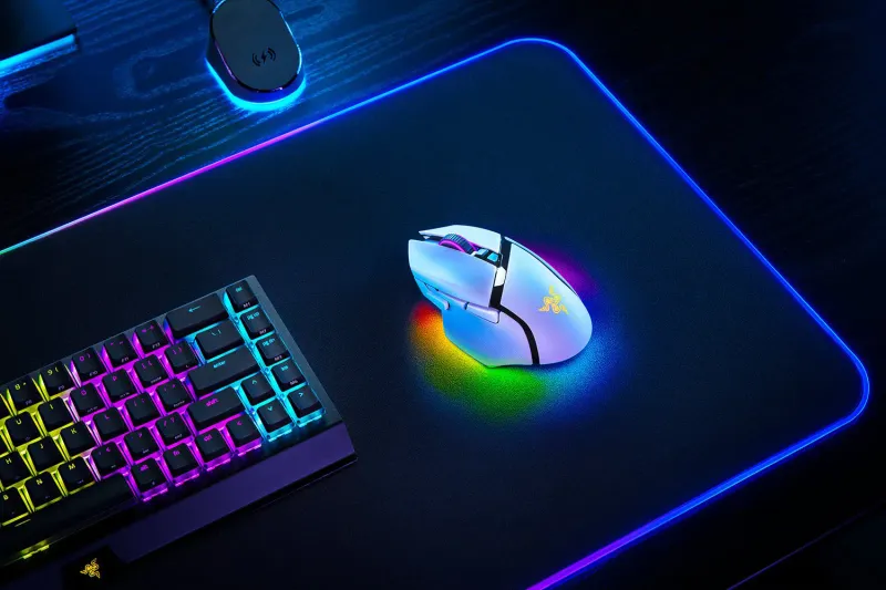 razer-basilisk-v3-pro-white-edition-wireless-gaming-mouse-1500px-v0008.webp razer-basilisk-v3-pro-white-edition-wireless-gaming-mouse-1500px-v0008.webp