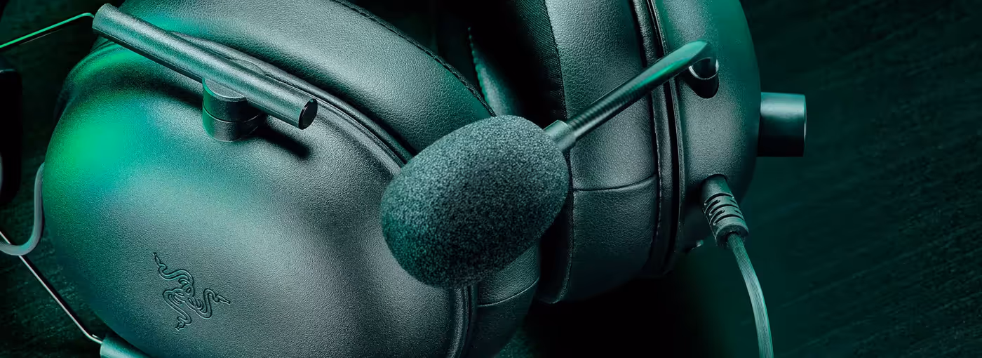 Razer HyperClear Cardioid Microphone with adjustable bendable design