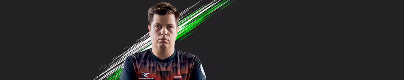 karrigan of MOUSESPORTS wearing the Razer BlackShark V2 X