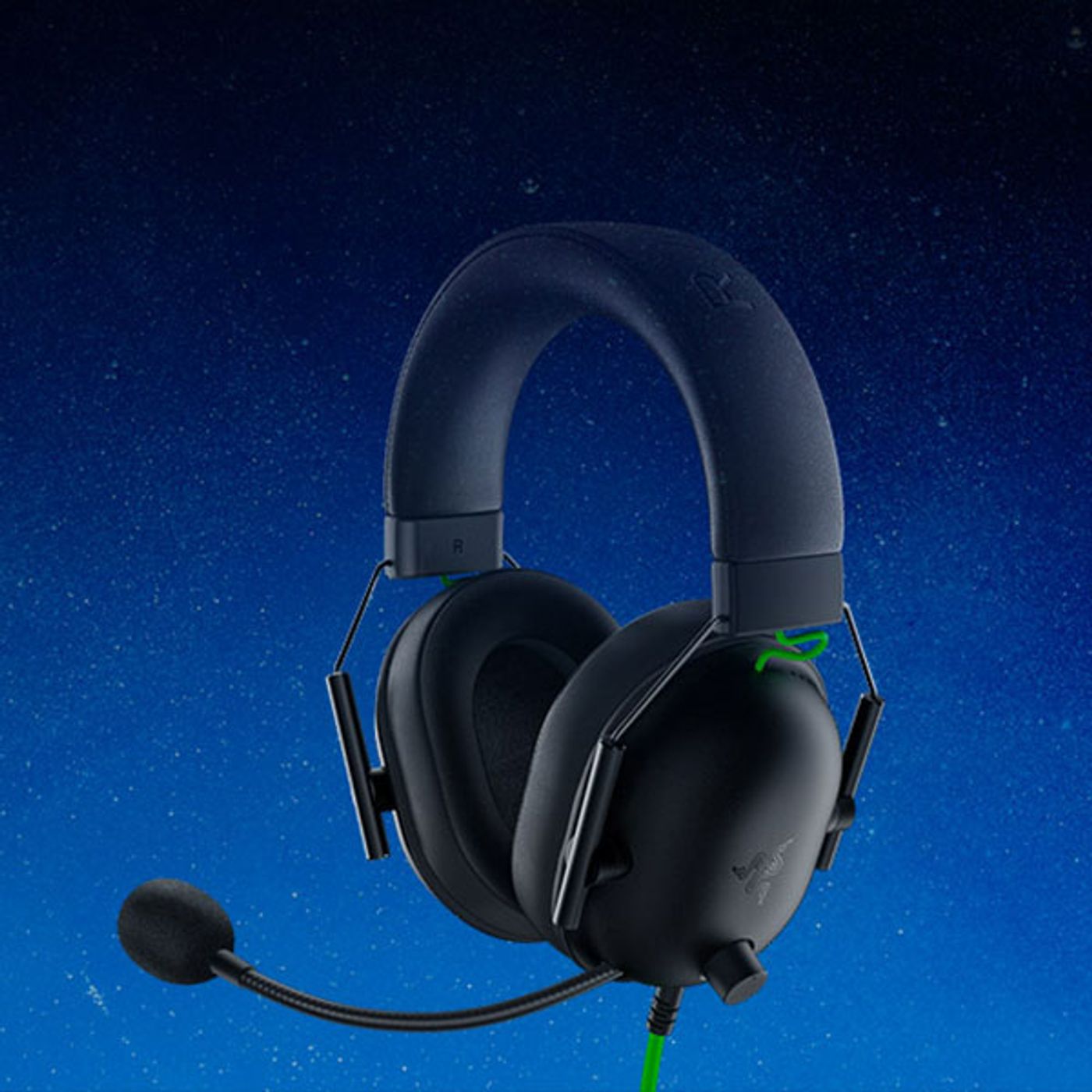 Lightweight Razer BlackShark V2 X headset design with memory foam padding