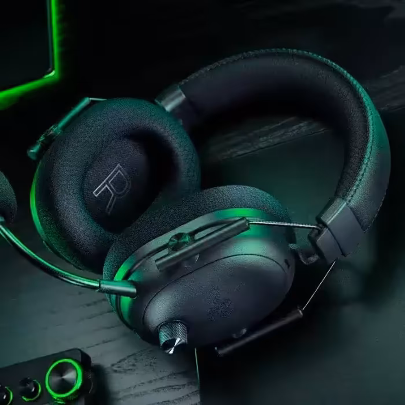 Razer BlackShark V3 Pro with durable, flexible build featuring reinforced headband and swivel holders