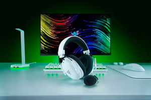 Razer BlackShark V3 Pro White Wireless Gaming Headset — 70H Battery - image 11