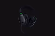 razer-blackshark-v3-wireless-xbox-gaming-headset-black-1500px-tu3-0002.avif