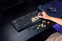 razer-blackwidow-v4-tkl-wireless-1500px-tu0003.avif