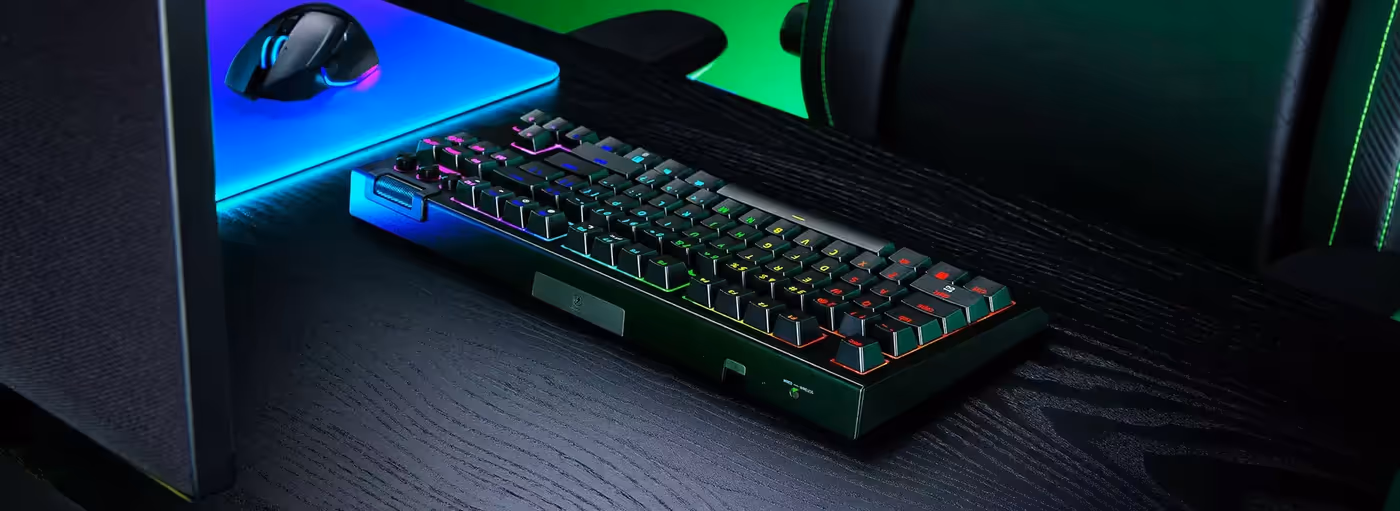 Razer Blackwidow V4 TKL Hyperspeed Wireless Gaming Keyboard with Green Switches