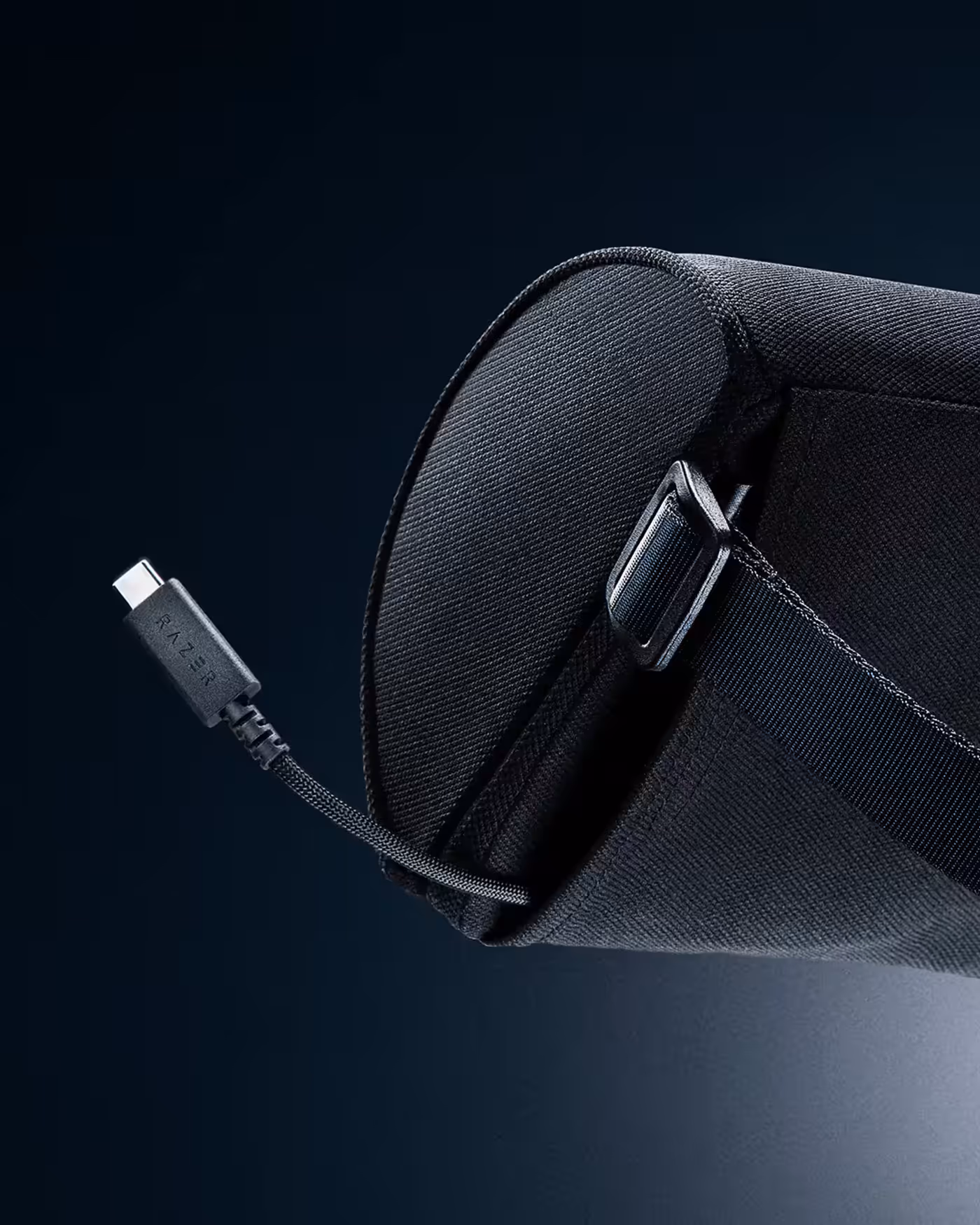 Versatile USB C connection compatible with PD2.0 power sources for up to 40 hours use