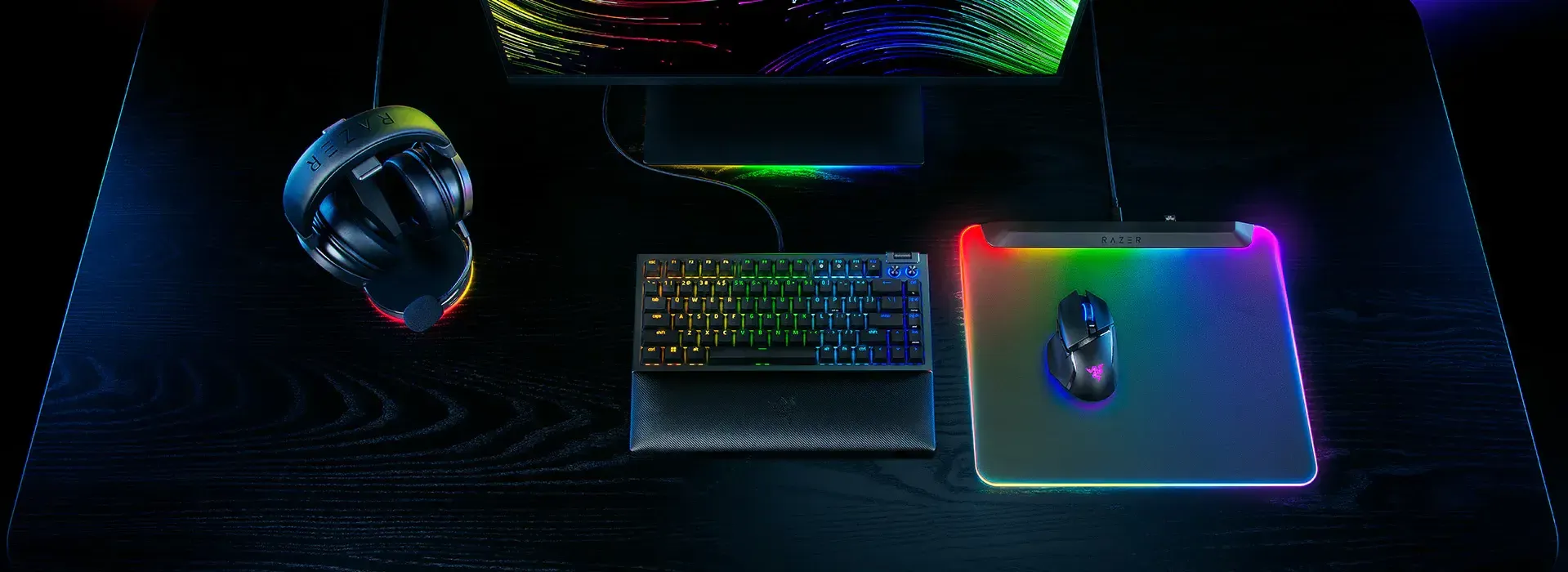 Razer Firefly V2 Pro RGB Mousepad — 15 Chroma Zones | Evetech
