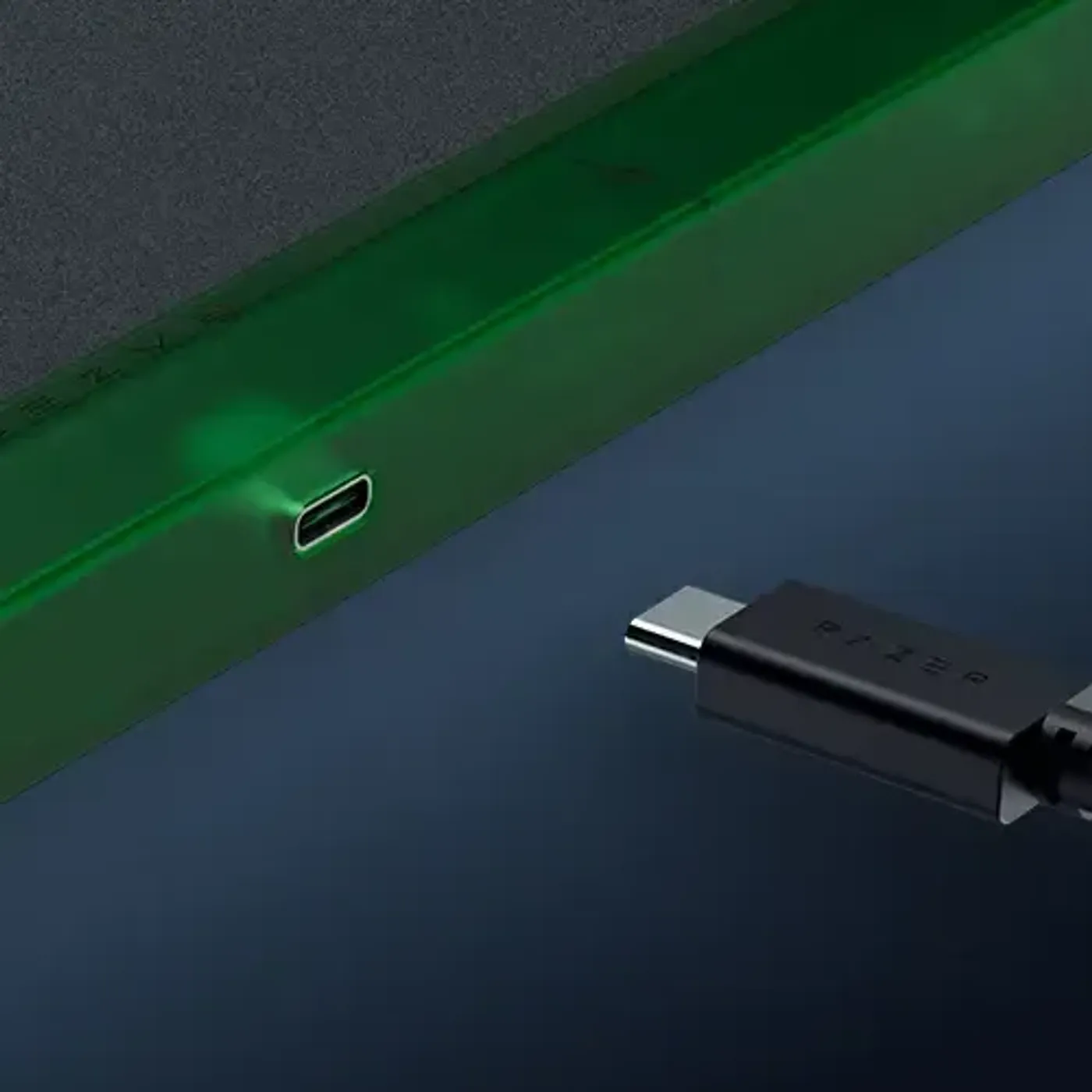 Razer Firefly V2 Pro with detachable USB Type C cable for versatile power options