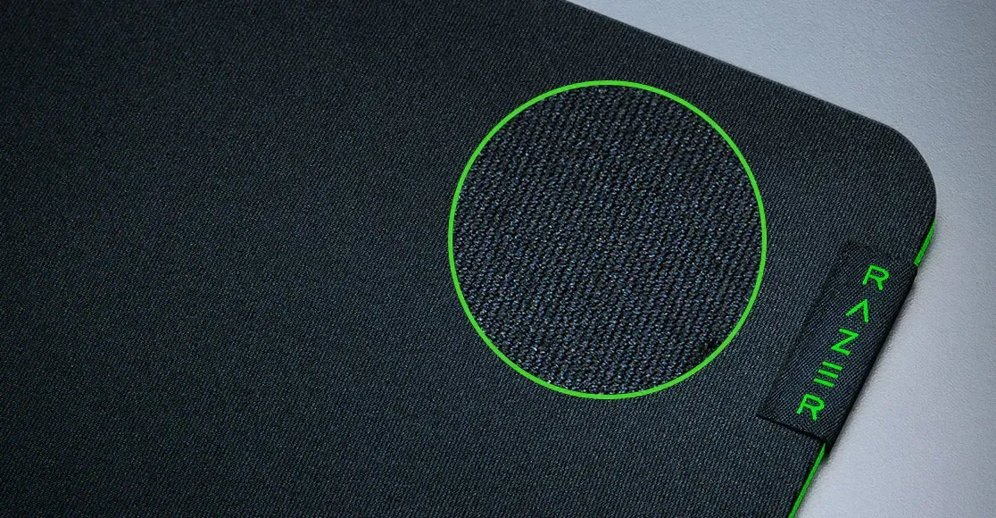 Razer Gigantus V2 Gaming Mouse Pad - Texture Close-Up
