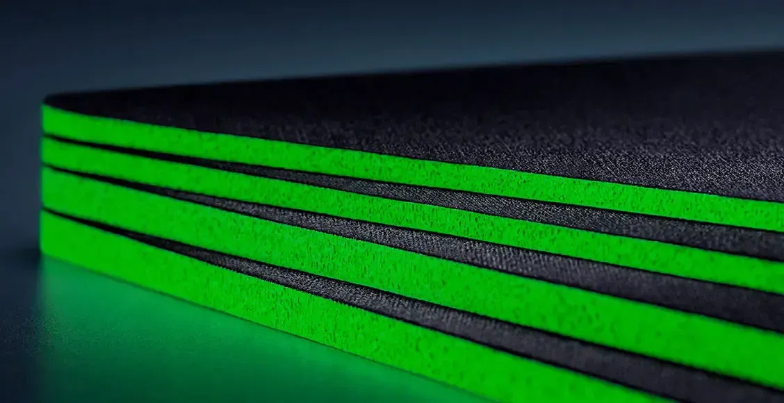 Razer Gigantus V2 Gaming Mouse Pad - Anti-Slip Base