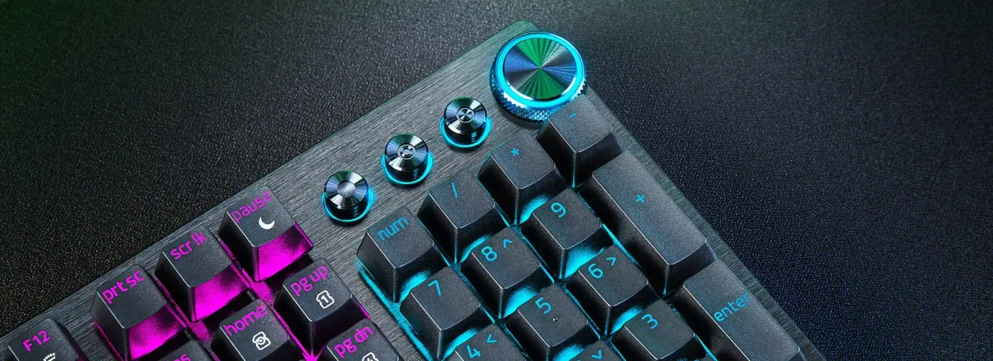 Razer Huntsman V3 Pro digital dial and dedicated media control buttons
