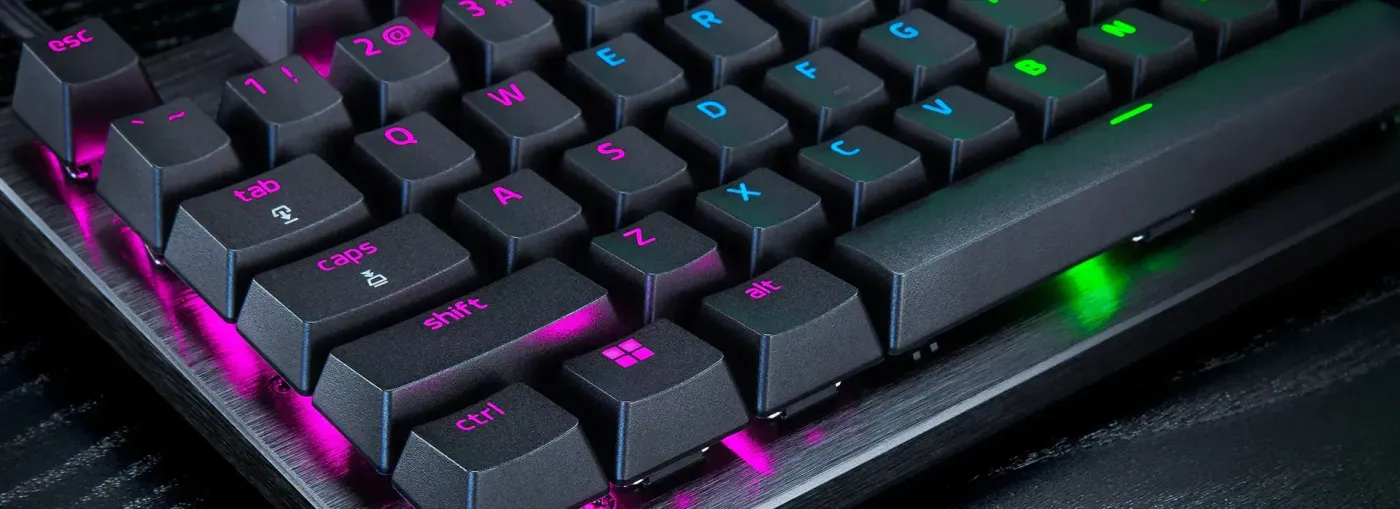 Textured doubleshot PBT keycaps on the Razer Huntsman V3 Pro TKL